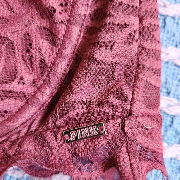 Victoria's Secret Medium Bra - Picture 4 of 6